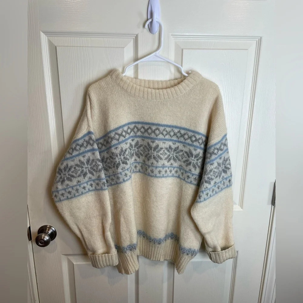 Vintage Icelandic ice knit Nordic ivory and Blue wool Sweater - Picture 3 of 12